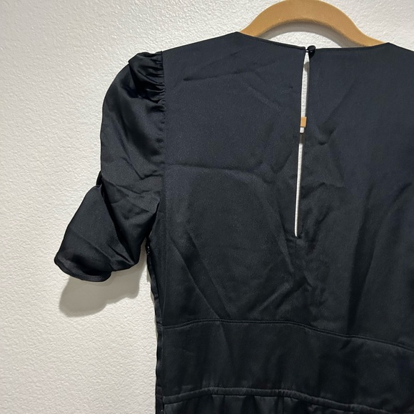 Abercrombie & Fitch black satin jumpsuit xs ruched sleeves - Picture 9 of 11